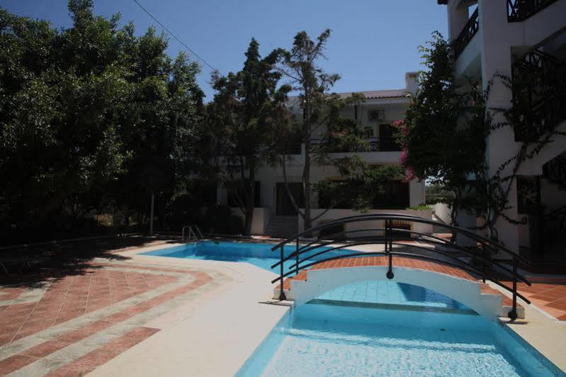 Rena Apartments Gouves Exterior foto